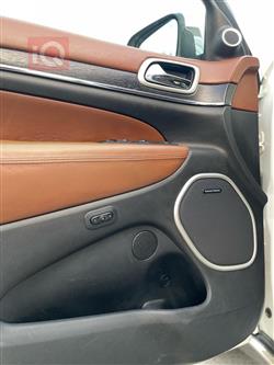 جيب جراند شيروكي